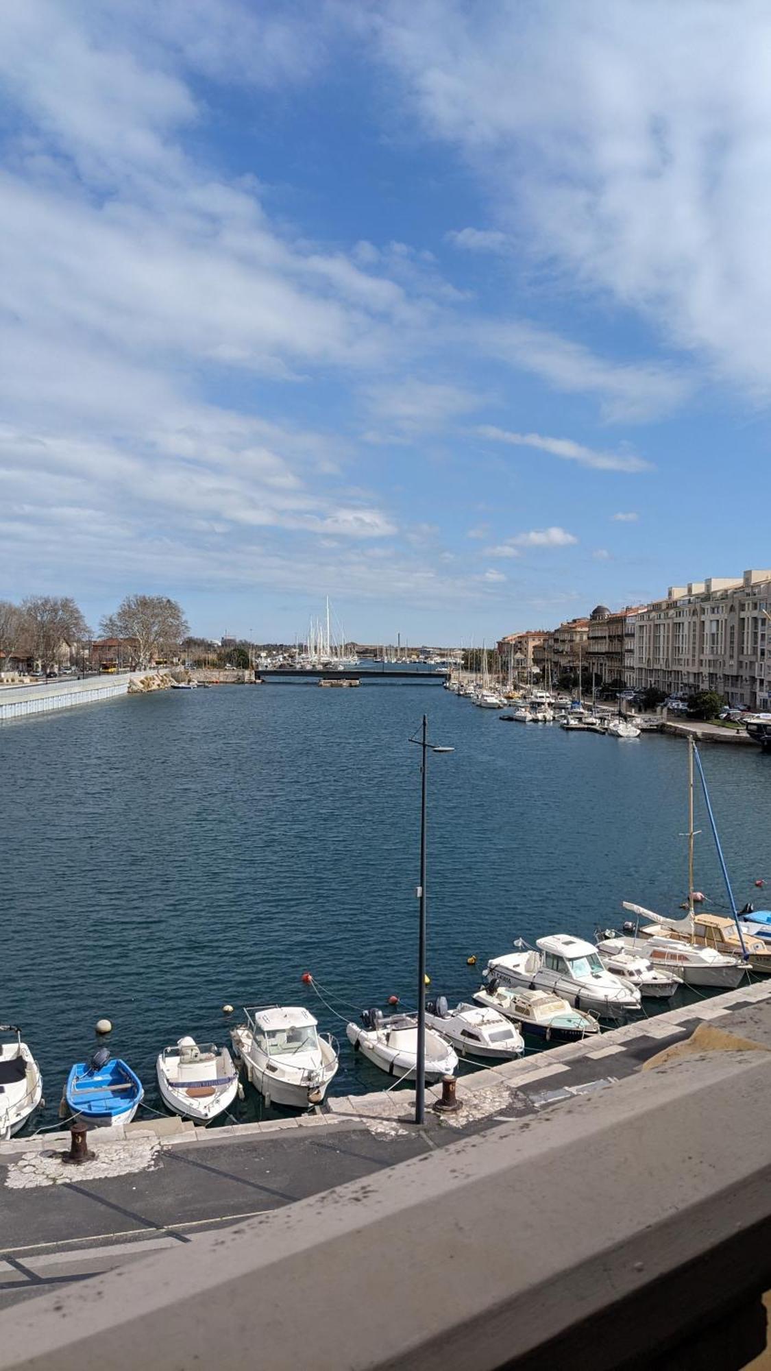 T3 Avec Terrasse Avec Vue Exceptionnelle Sur Les Quais De Sete Sète Exterior foto